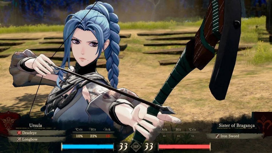 Ursula prepara un ataque con arco durante un combate de Fire Emblem Fortune's Weave