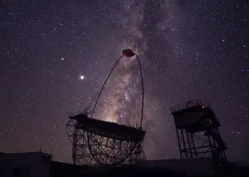 Imagen oficial relacionada con Un telescopio en Canarias capta una señal cósmica procedente de un objeto situado a 8.000 millones de años luz