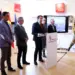 Presentación del operativo de incendios forestales de Castilla y León junto a equipamiento de un combatiente