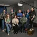 Equipo de fotógrafos del Centro Espacial Johnson de la NASA con sus cámaras