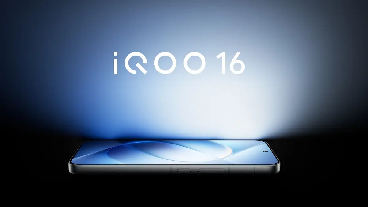 iQOO 16 con pantalla OLED M16