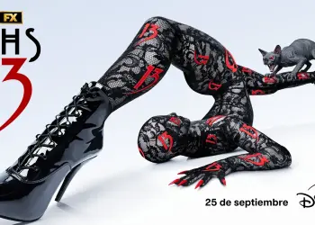 Imagen promocional de American Horror Story 13 con la fecha del 25 de septiembre y el logotipo de Disney+