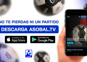 Promoción de ASOBAL TV en un teléfono móvil con enlaces de descarga para App Store y Google Play