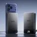 Dos baterías externas Belkin UltraCharge Pro, una acoplada magnéticamente a un teléfono y otra conectada a un portátil