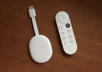 Chromecast con Google TV y su mando