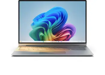 Un portátil muestra el escritorio de Windows 11