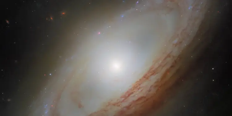 Primer plano de una galaxia espiral visto desde el espacio