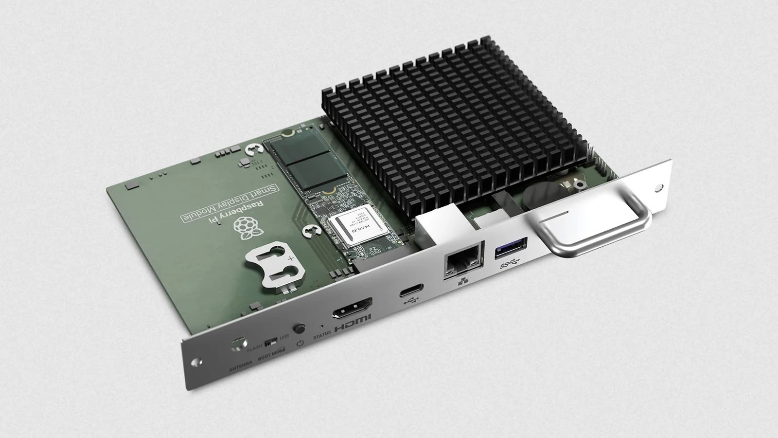 Placa verde con disipador y panel de conexiones