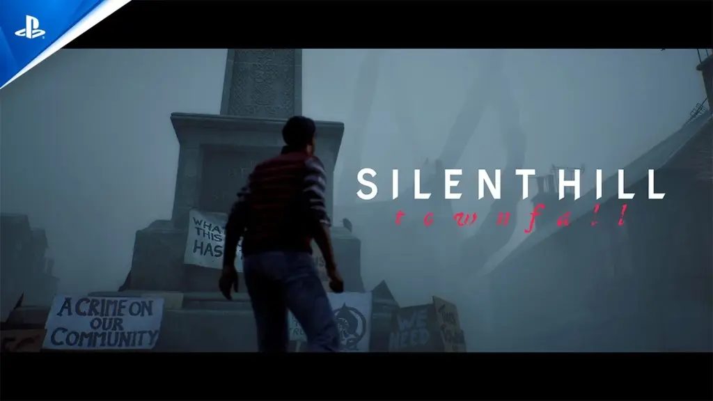 Un personaje recorre una calle neblinosa junto al título de Silent Hill: Townfall