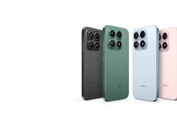 Cuatro teléfonos Xiaomi 17 vistos por la parte trasera en varios colores