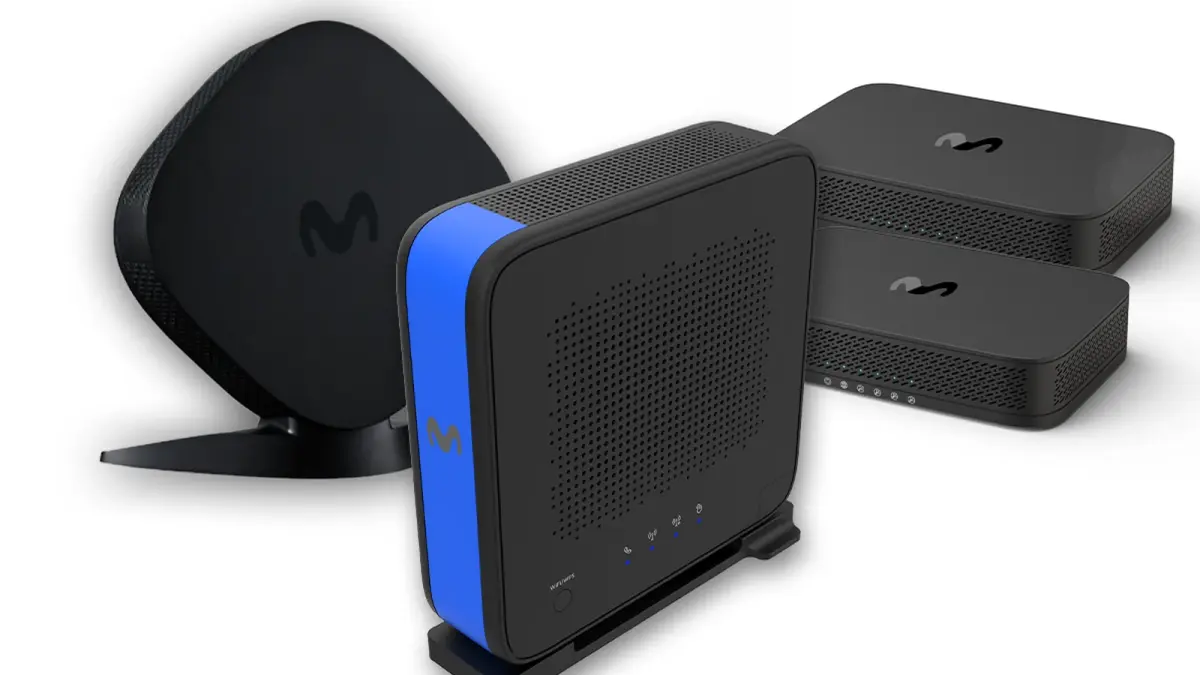 Equipos Movistar con un dispositivo de franja azul