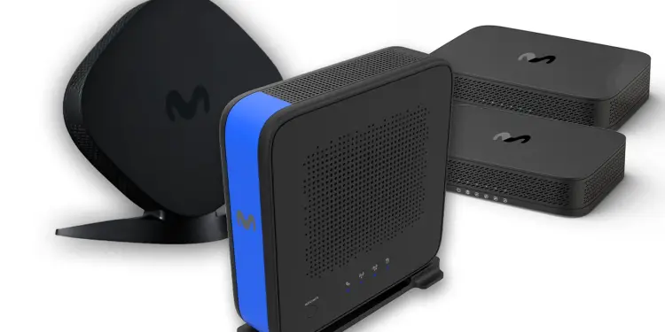 Equipos Movistar con un dispositivo de franja azul