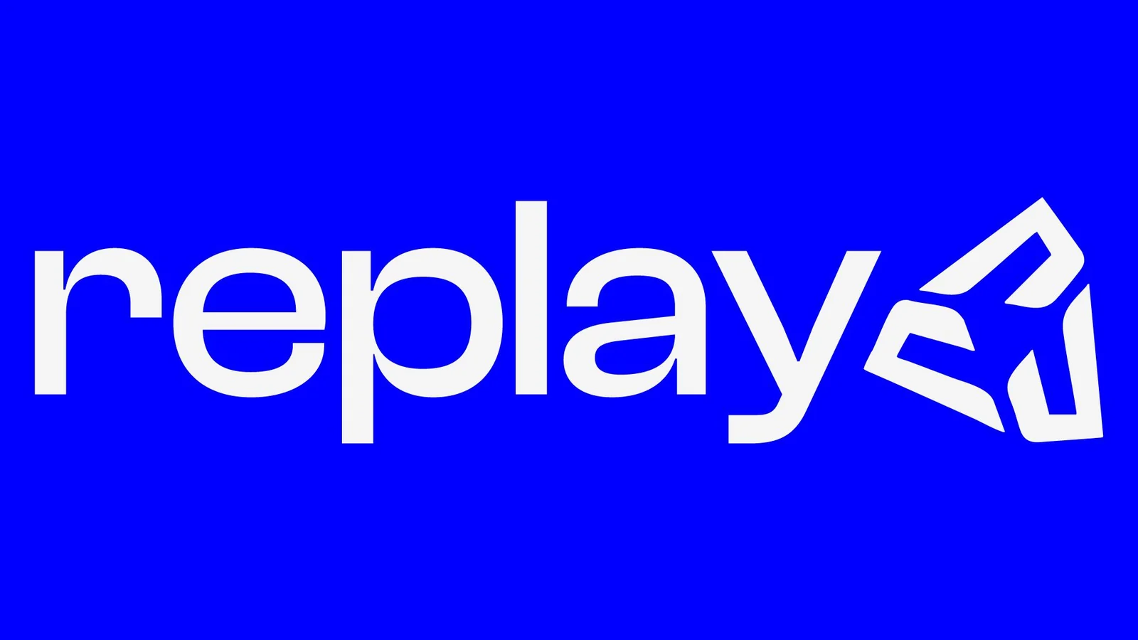 Logotipo blanco de Replay sobre fondo azul