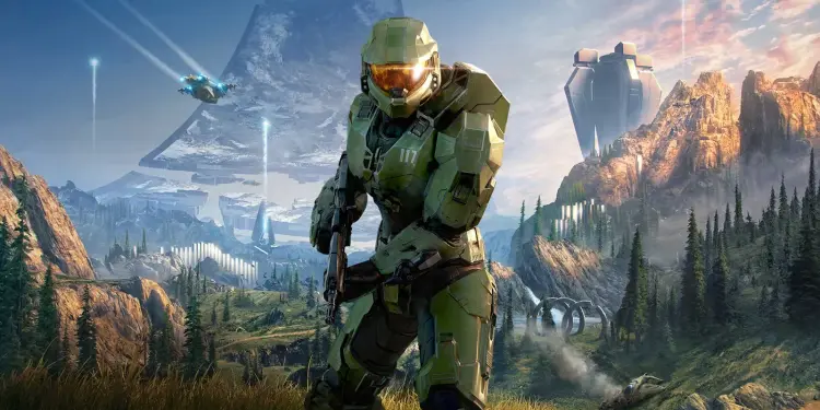 Master Chief con armadura verde ante un paisaje montañoso