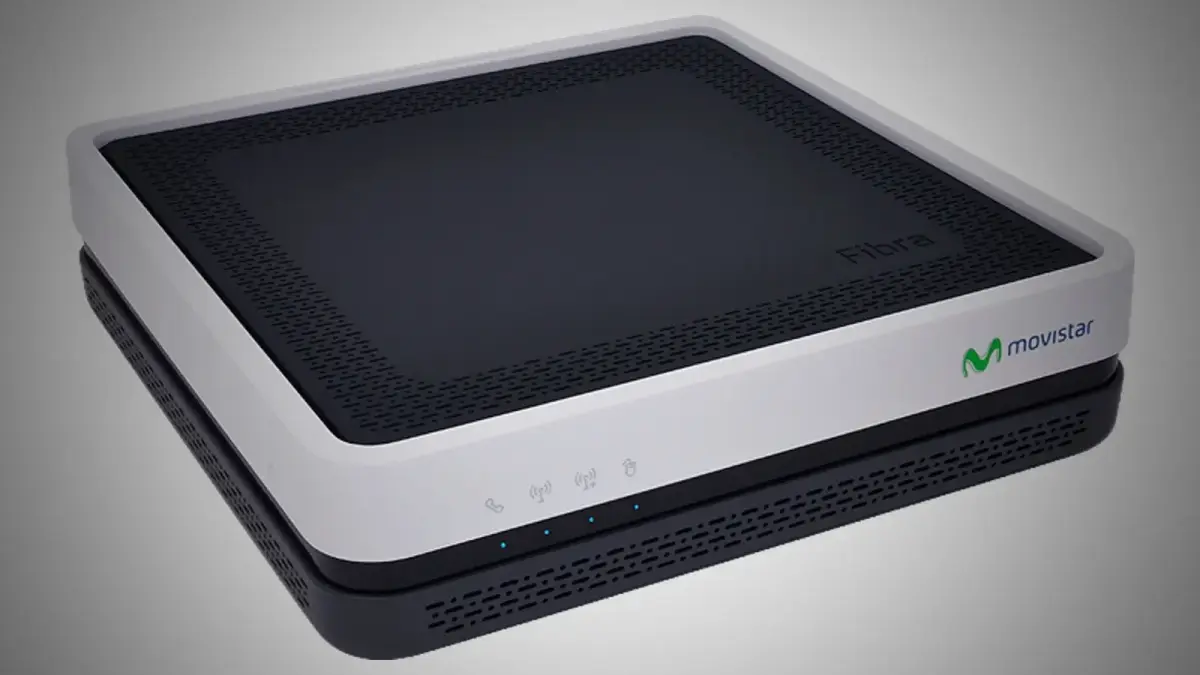 Router HGU de Movistar blanco y negro