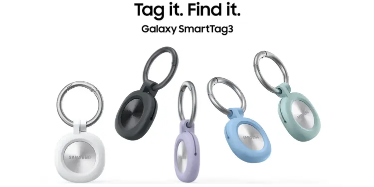 Cinco Galaxy SmartTag3 con anillas y fundas de colores